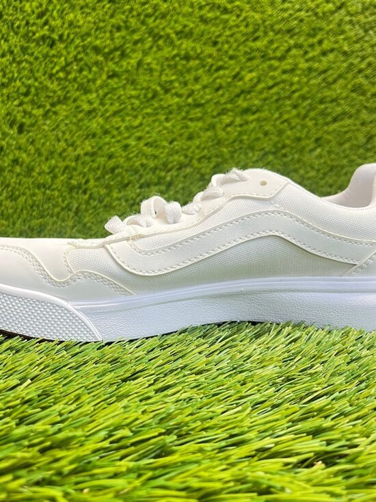 Vans Range EXP Low Womens Size 7.5 White Athletic Skate Walking Shoes Sneakers - Picture 2 of 10